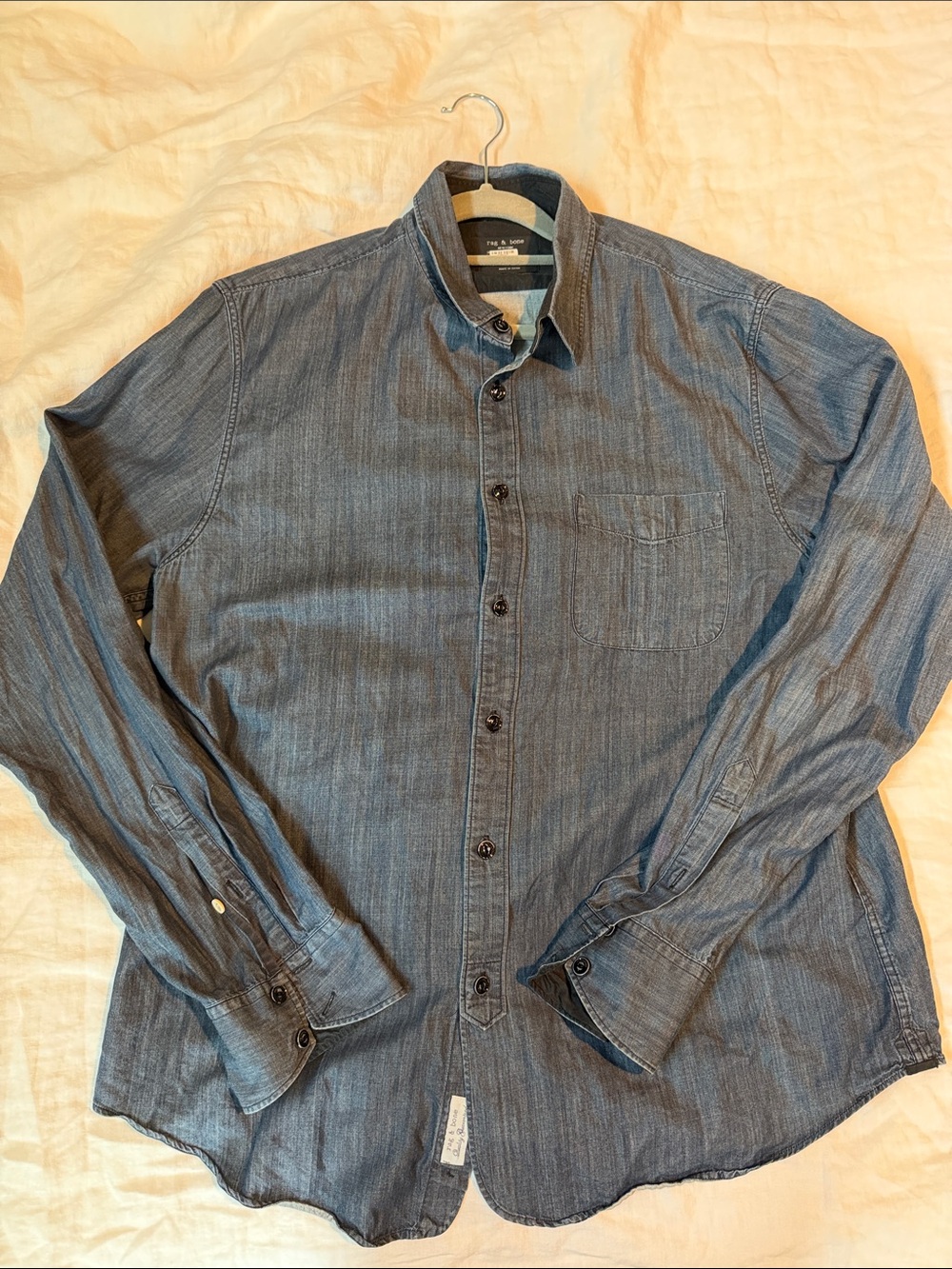 Rag & bone Men's Blue Chambray Button-Up Shirt